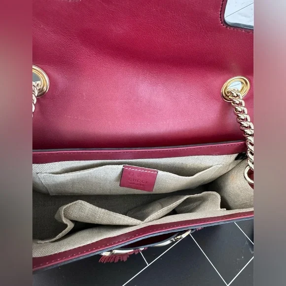 Gucci Red Emily Guccissima Medium Shoulder Bag - Picture 8 of 8